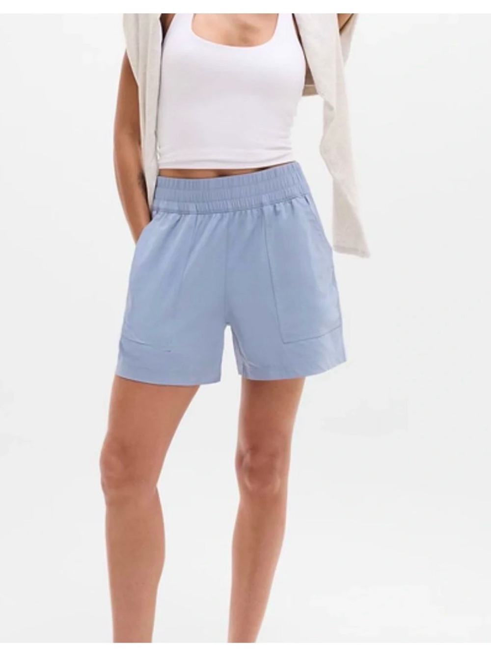 Athleta Wayfind High Rise 5" Short sky blue Sz Small